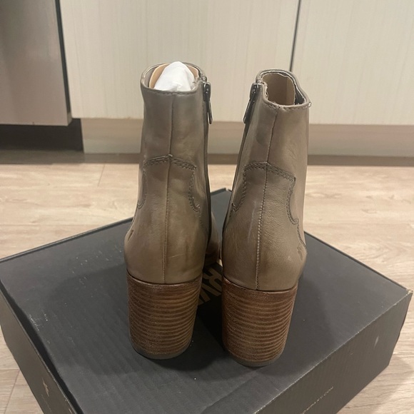 Frye boots - Flynn short - Picture 3 of 3